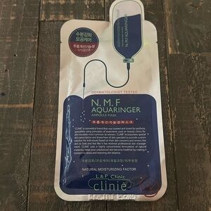 L&P Clinie N. M. F. Aquaringer ampoule mask